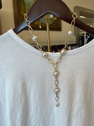 Khloe Pearl Lariat Necklace