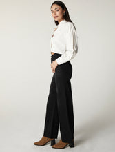 Load image into Gallery viewer, Noemi Wide Leg Denim