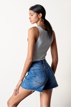 Load image into Gallery viewer, Tyra Cut Off Denim Shorts