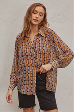Load image into Gallery viewer, Lauren Printed Button Down Top
