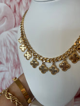Load image into Gallery viewer, Chantelle Clover Necklace