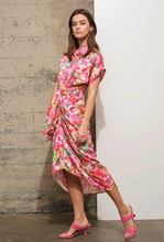 Load image into Gallery viewer, Kourtney Floral Midi Dress